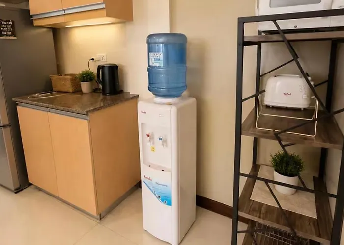Aparthotel Deluxe 2br Loft Eastwood Mall Free Parking