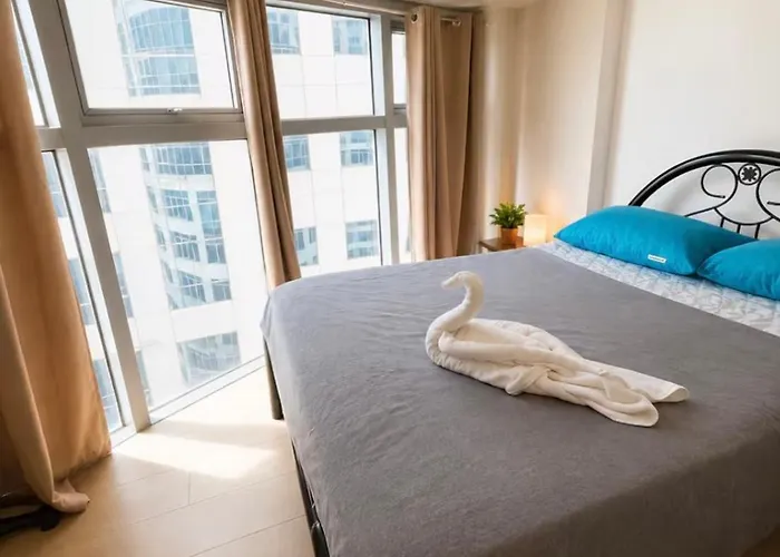 Deluxe 2br Loft Eastwood Mall Free Parking Aparthotel Manila